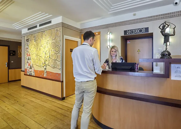 安亭歌剧院​​酒店 酒店