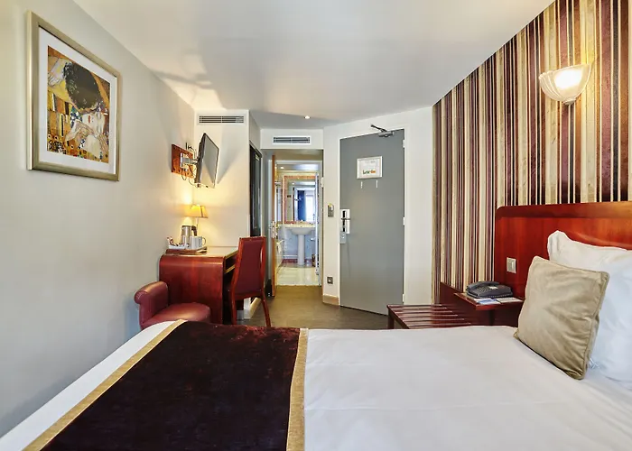 安亭歌剧院​​酒店 3*